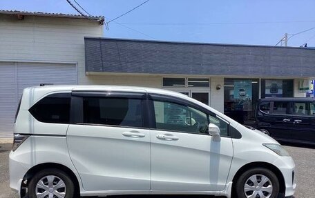 Honda Freed I, 2016 год, 940 000 рублей, 7 фотография