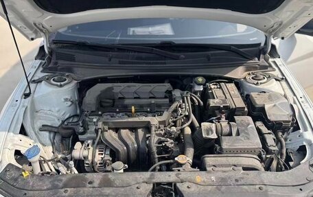 Hyundai Elantra, 2023 год, 1 630 000 рублей, 7 фотография