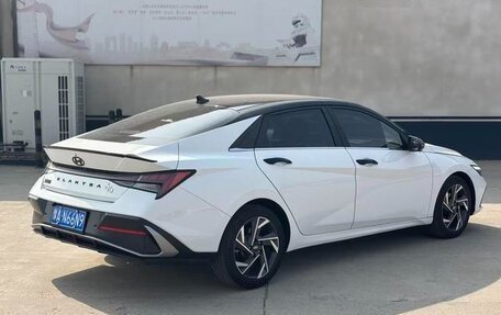 Hyundai Elantra, 2023 год, 1 630 000 рублей, 5 фотография