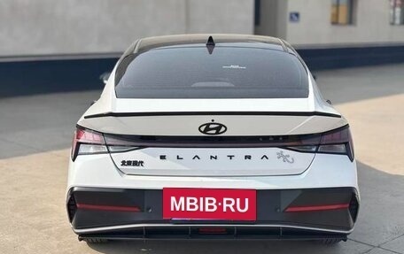 Hyundai Elantra, 2023 год, 1 630 000 рублей, 4 фотография
