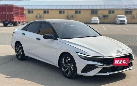 Hyundai Elantra, 2023 год, 1 630 000 рублей, 2 фотография
