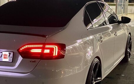 Volkswagen Jetta VI, 2014 год, 1 550 000 рублей, 2 фотография