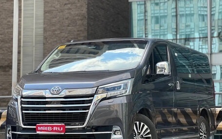 Toyota HiAce H300, 2026 год, 7 500 000 рублей, 1 фотография