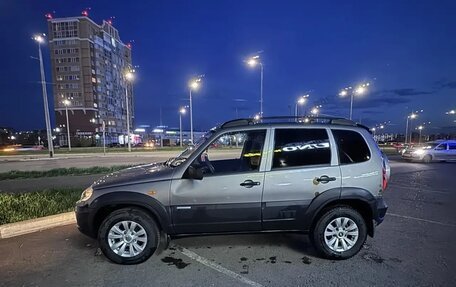 Chevrolet Niva I рестайлинг, 2009 год, 325 000 рублей, 5 фотография
