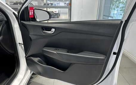 Hyundai Solaris II рестайлинг, 2021 год, 1 420 000 рублей, 9 фотография