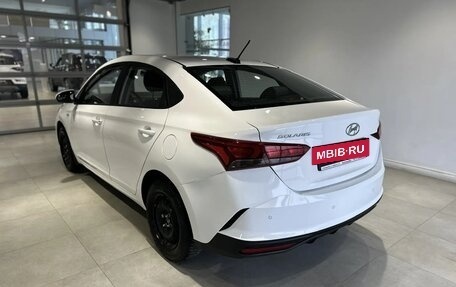 Hyundai Solaris II рестайлинг, 2021 год, 1 420 000 рублей, 4 фотография