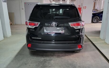 Toyota Highlander III, 2014 год, 2 550 000 рублей, 1 фотография