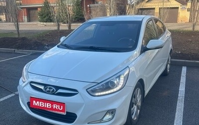 Hyundai Solaris II рестайлинг, 2013 год, 735 000 рублей, 1 фотография