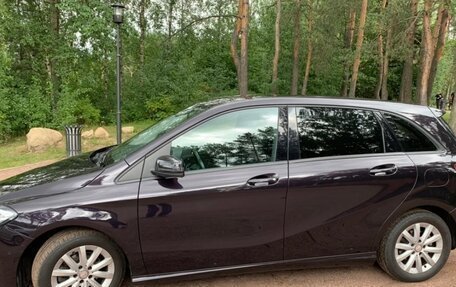 Mercedes-Benz B-Класс, 2015 год, 1 615 000 рублей, 1 фотография