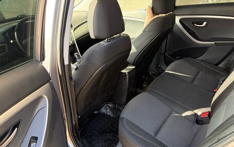 Hyundai i30 II рестайлинг, 2013 год, 950 000 рублей, 7 фотография