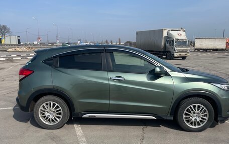 Honda Vezel, 2019 год, 2 100 000 рублей, 2 фотография