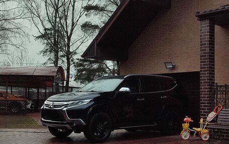 Mitsubishi Pajero Sport III рестайлинг, 2019 год, 3 750 000 рублей, 1 фотография