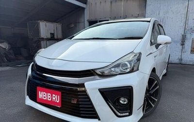 Toyota Prius Alpha I (ZVW40/41), 2021 год, 1 490 000 рублей, 1 фотография