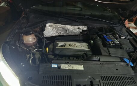 Volkswagen Tiguan I, 2014 год, 1 600 000 рублей, 2 фотография