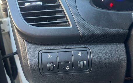 Hyundai Solaris II рестайлинг, 2013 год, 735 000 рублей, 9 фотография
