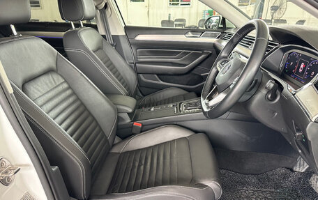 Volkswagen Passat B8 рестайлинг, 2022 год, 1 795 010 рублей, 10 фотография