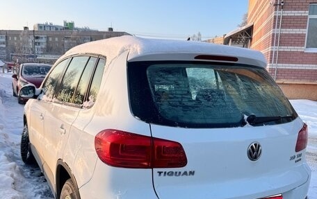 Volkswagen Tiguan I, 2011 год, 940 000 рублей, 4 фотография