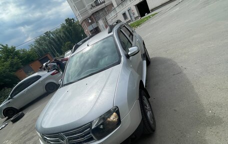 Renault Duster I рестайлинг, 2012 год, 750 000 рублей, 2 фотография