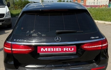 Mercedes-Benz E-Класс, 2020 год, 4 500 000 рублей, 20 фотография