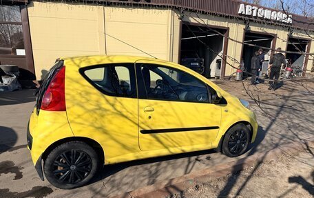 Peugeot 107 I рестайлинг, 2011 год, 385 000 рублей, 4 фотография