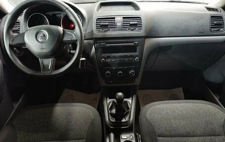 Skoda Yeti I рестайлинг, 2014 год, 1 175 000 рублей, 10 фотография