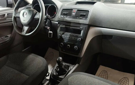 Skoda Yeti I рестайлинг, 2014 год, 1 175 000 рублей, 9 фотография