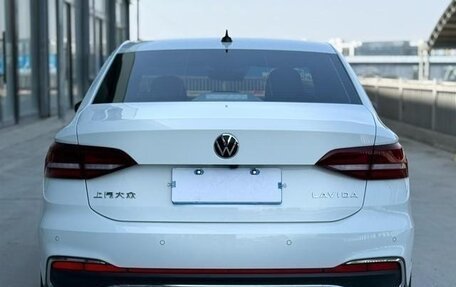 Volkswagen Lavida, 2023 год, 1 561 000 рублей, 5 фотография