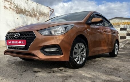 Hyundai Solaris II рестайлинг, 2017 год, 1 500 000 рублей, 11 фотография