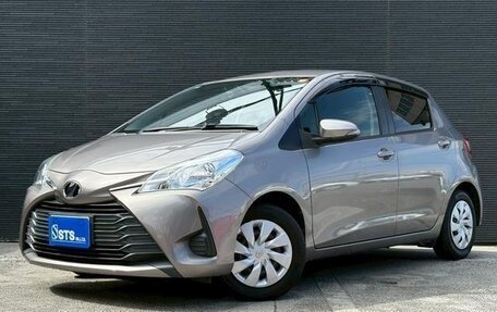 Toyota Vitz, 2017 год, 670 000 рублей, 3 фотография