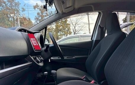 Toyota Vitz, 2017 год, 670 000 рублей, 13 фотография