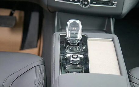 Volvo XC90 II рестайлинг, 2026 год, 10 000 000 рублей, 24 фотография