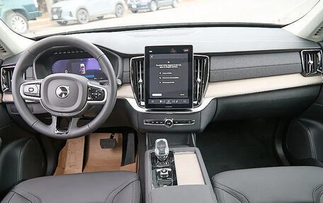 Volvo XC90 II рестайлинг, 2026 год, 10 000 000 рублей, 27 фотография