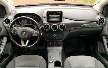 Mercedes-Benz B-Класс, 2015 год, 1 615 000 рублей, 7 фотография