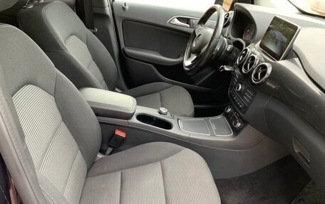 Mercedes-Benz B-Класс, 2015 год, 1 615 000 рублей, 8 фотография