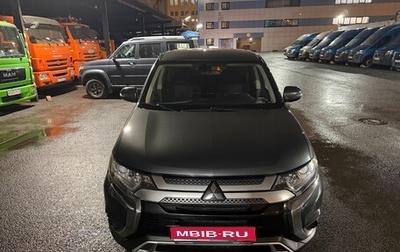 Mitsubishi Outlander III рестайлинг 3, 2019 год, 2 400 000 рублей, 1 фотография