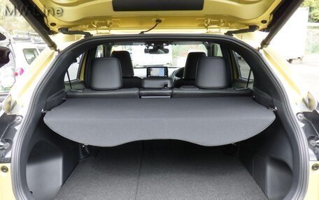 Toyota Yaris Cross, 2022 год, 1 625 000 рублей, 7 фотография