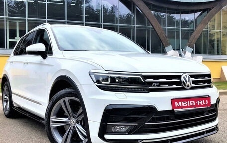 Volkswagen Tiguan II, 2019 год, 4 000 000 рублей, 1 фотография