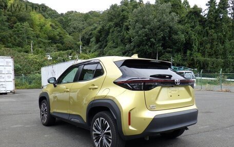 Toyota Yaris Cross, 2022 год, 1 625 000 рублей, 9 фотография