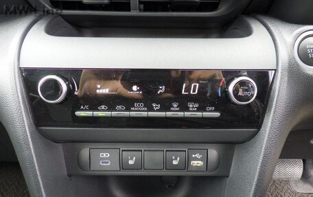 Toyota Yaris Cross, 2022 год, 1 625 000 рублей, 15 фотография