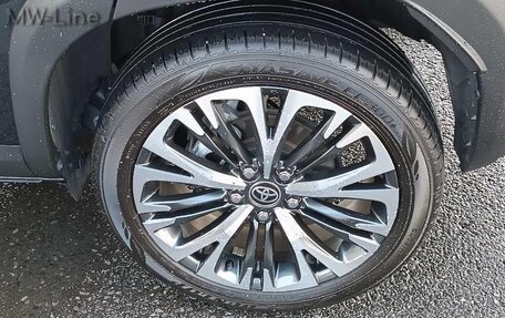 Toyota Yaris Cross, 2022 год, 1 725 000 рублей, 13 фотография