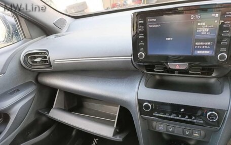 Toyota Yaris Cross, 2022 год, 1 725 000 рублей, 20 фотография