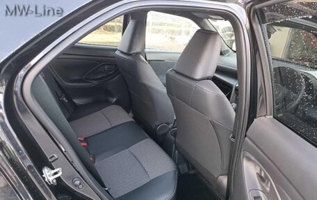 Toyota Yaris Cross, 2022 год, 1 725 000 рублей, 25 фотография