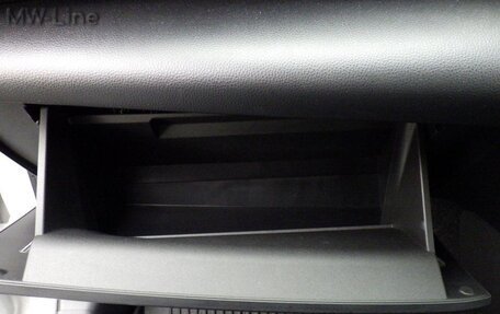 Toyota Yaris Cross, 2022 год, 1 800 000 рублей, 19 фотография