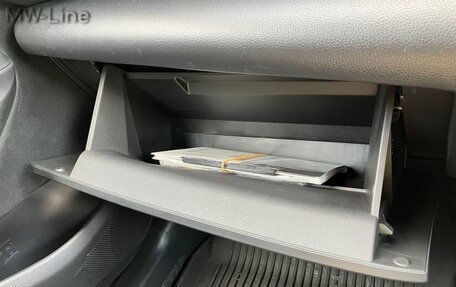 Toyota Yaris Cross, 2022 год, 1 800 000 рублей, 18 фотография