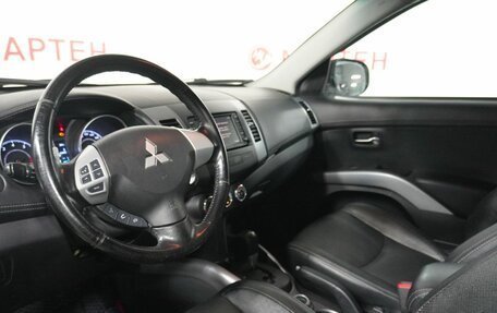 Mitsubishi Outlander III рестайлинг 3, 2012 год, 1 195 000 рублей, 9 фотография