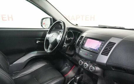 Mitsubishi Outlander III рестайлинг 3, 2012 год, 1 195 000 рублей, 10 фотография