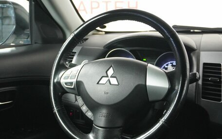 Mitsubishi Outlander III рестайлинг 3, 2012 год, 1 195 000 рублей, 16 фотография