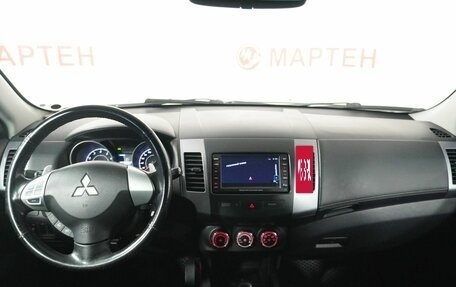 Mitsubishi Outlander III рестайлинг 3, 2012 год, 1 195 000 рублей, 15 фотография