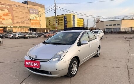 Toyota Prius, 2008 год, 600 000 рублей, 2 фотография