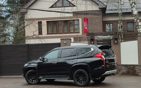 Mitsubishi Pajero Sport III рестайлинг, 2019 год, 3 750 000 рублей, 15 фотография